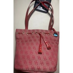 Dooney & Bourke Vintage Signature Red canvas shoulder bag/ purse